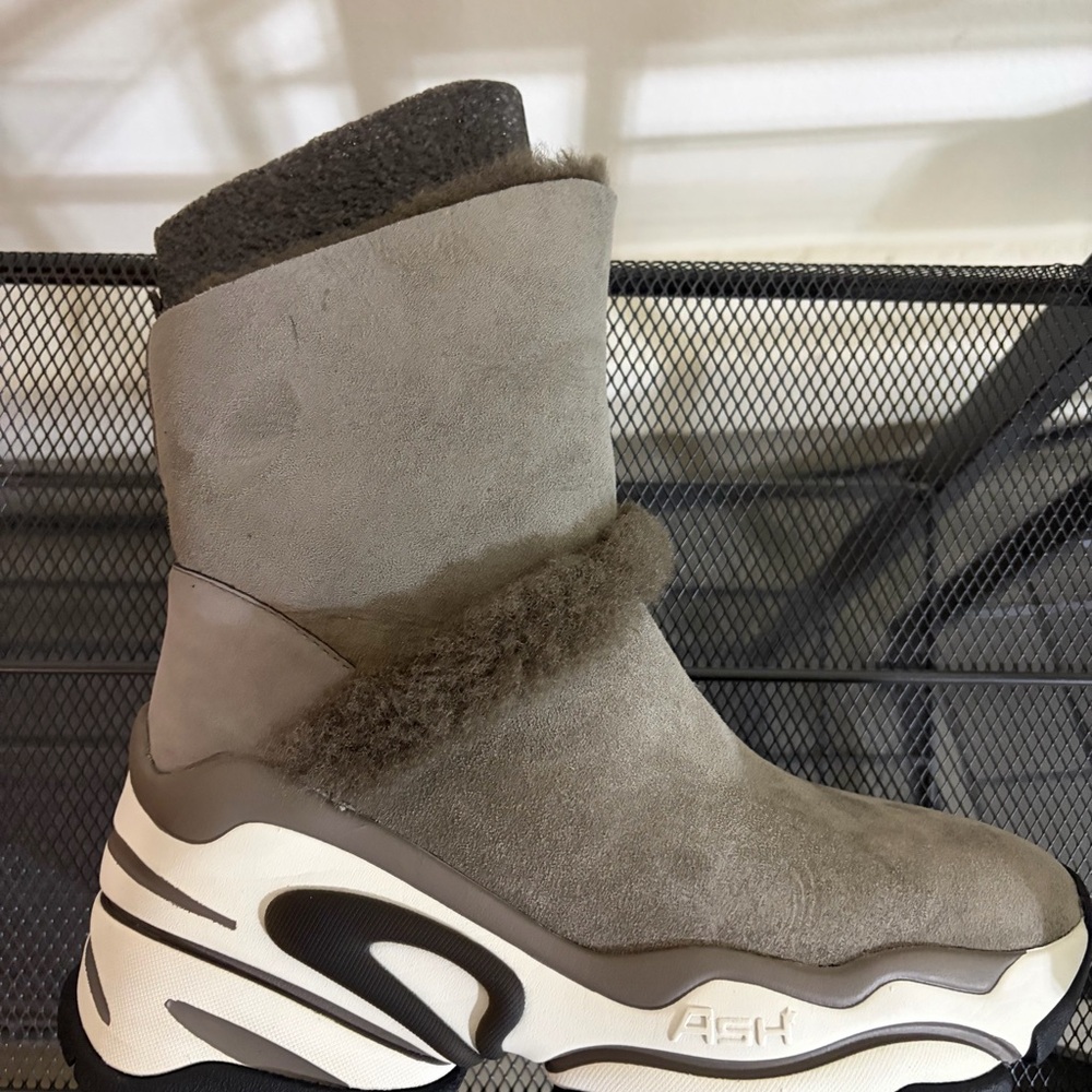 Ash Gray and Cream Shearling Boot